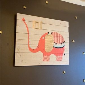 Toddler bedroom decor